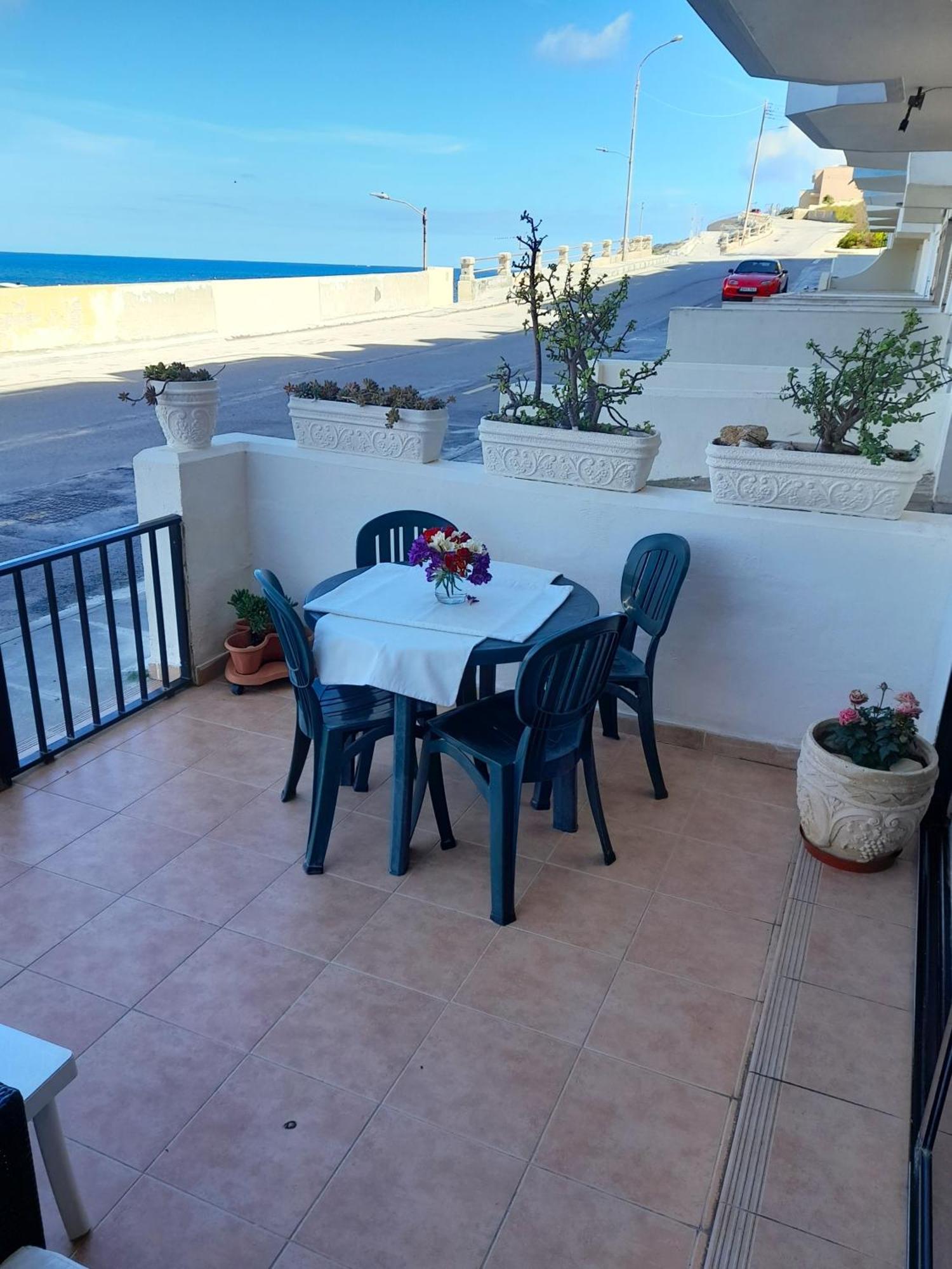 Seafront Maisonette Ocean Views & Terrace Mellieħa Exteriér fotografie